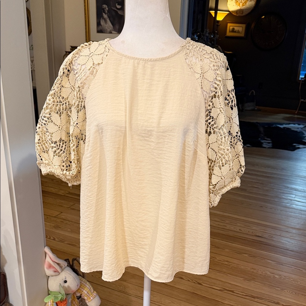 Marc New York Cream Crochet Puff-Sleeve Blouse Size Large